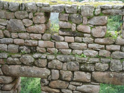 Closeup of Machu Picchu Ruins.jpg