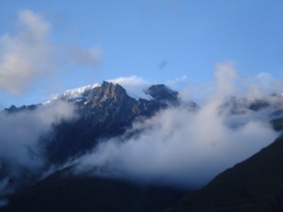 Mountains on Train to Machu Picchu (3).jpg