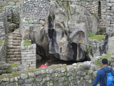 Temple of the Condor at Machu Picchu.jpg