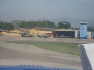 Plane and Airport at La Ceiba (2).jpg
