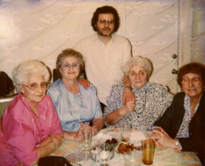 Left to right: Aunt Lilly, aunt Clara, Richard, aunt Betty and Hilda (Richards mother) - 1980s