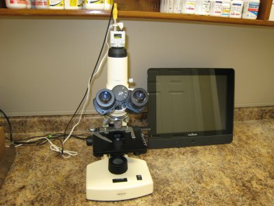Swift M9 trinocular Microscope with Sentech American streaming video cam