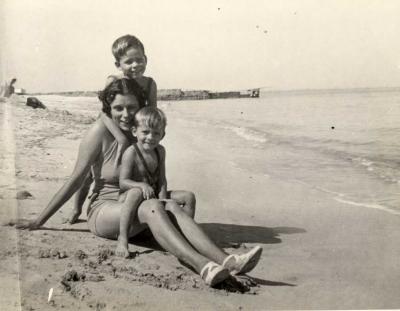 Mother, Tom and Dick at beach