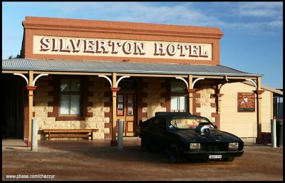 6959- Silverton Hotel, Mad Max car
