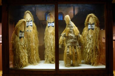 bishop museum the cousin it dance.jpg