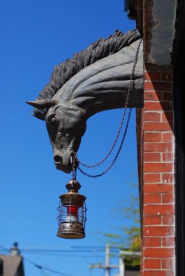 horselamp.jpg