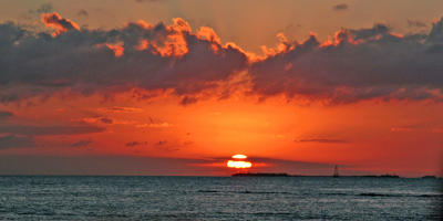 g3/24/609524/3/56604574.20060118FLsunsetKeyWest4x8rsz.jpg