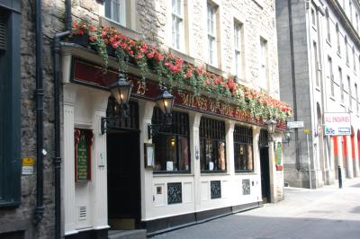 Rose Street pub