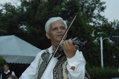 Gypsy violin