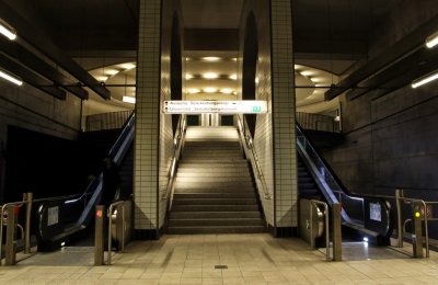 U-Bahn fototour 122 Nik.jpg