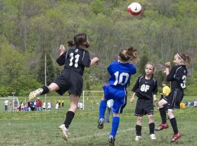 Header in the semifinal game