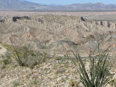 Carizzo Badlands Overlook