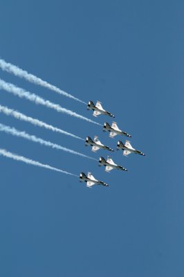 US Air Force Thunderbirds F-16s