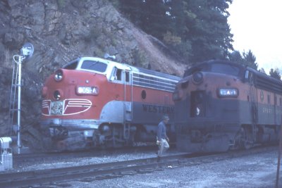 Zephyr + GN F Feather River 1968-10 img197.jpg