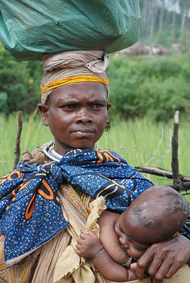 Mother and baby Bondo 10