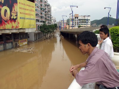 Wuzhou flooding 1