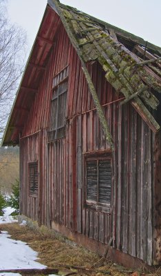 The old farmers barn in disrepair