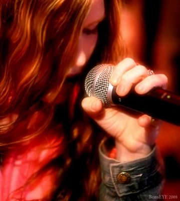 n844445172_4203584_7028 LISA ABST with mic.jpg