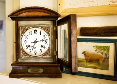  Farm Clock