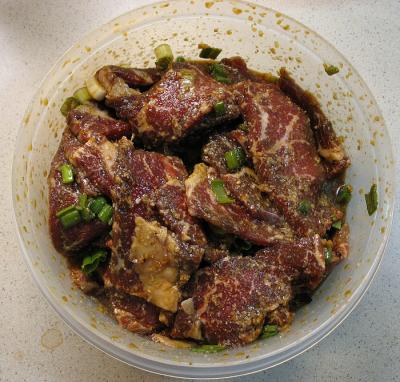 Marinating Bulgogi