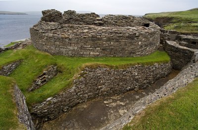 Midhowe Broch (8/1/08)