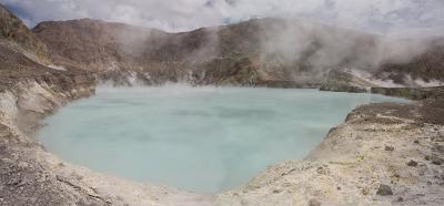 Crater Lake, White Island