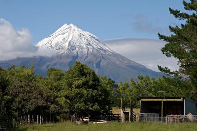 Mt. Egmont / Taranaki by day from the Wassail Brauhaus, Egmont Village