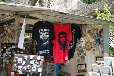 T-shirts sold in front of the Vittoriale