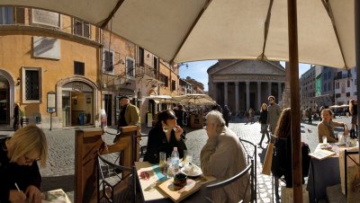 Resting at the Piazza della Rotonda