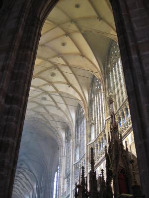 Cathedral_nave.jpg