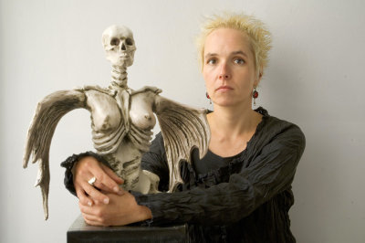 almut r. - sculptress   berlin, 2006-jun-17