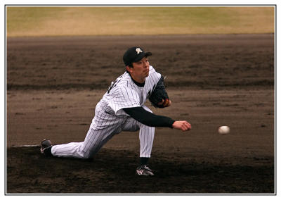 CRW_2488Lotte_Pitching.jpg