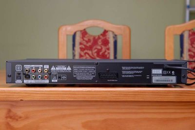 Rotel 1070 HDCD and NAD T513