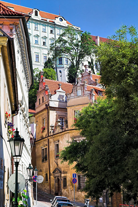 Street view in Mala Strana, with Prague Castle above