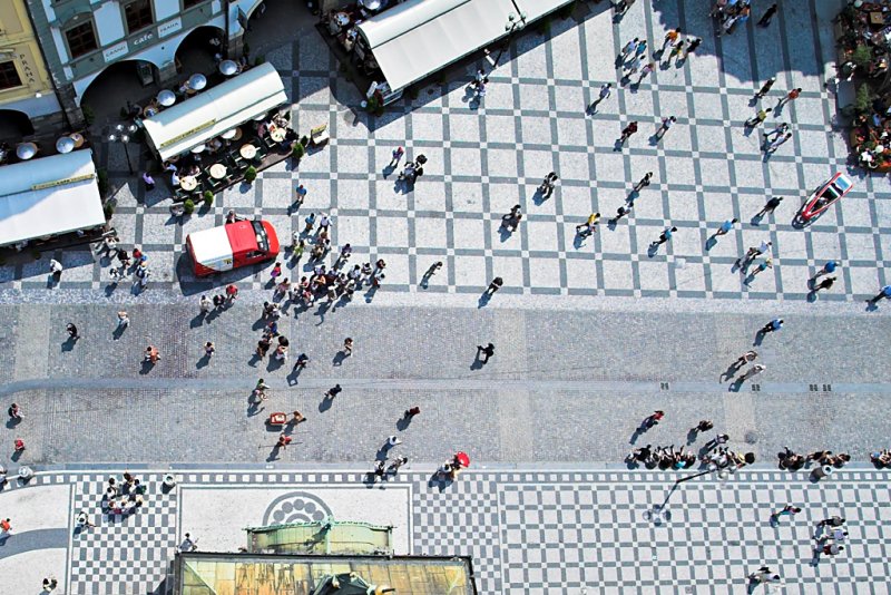 Tourist traffic in front of the Clock