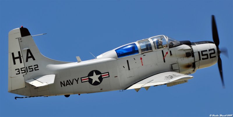 Douglas EA-1E Skyraider
