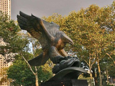 Eagle Statue : Albino Manca