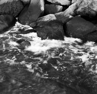 Rock and water, Chesapeake Bay, Virginia, 2010.jpg