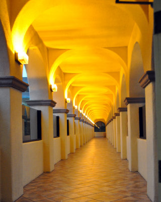 walkway-at-night