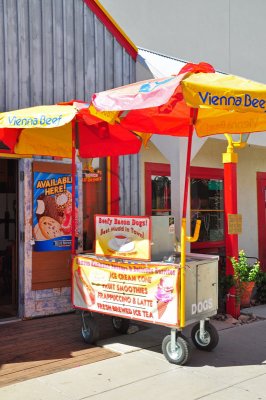 Hot-Dog-Stand.