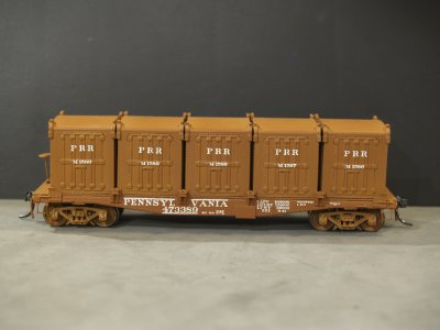 PRR FM Container Car 473389 with 5 DD-1 containers