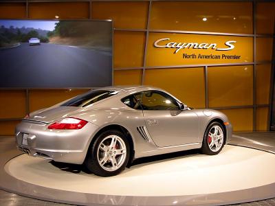 New Porsche Cayman S