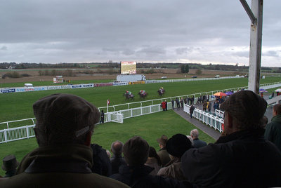 Racing at Folkestone 05