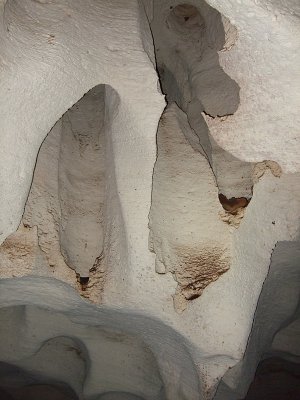 Ceiling of Indian Head Cave 02