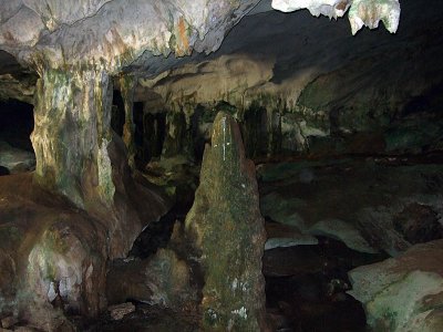 Limestone Formations Indian Head Cave 02