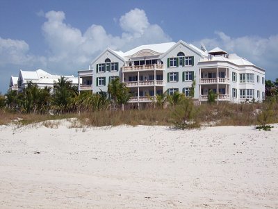 Beachfront Hotel Grace Bay 03