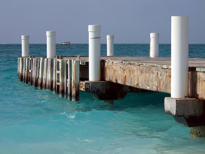 Jetty on Grace Bay 02