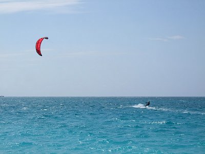 Kite-Surfing Grace Bay 04