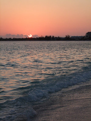 Sunrise from Grace Bay Beach 04