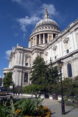 St Pauls Cathedral London 01